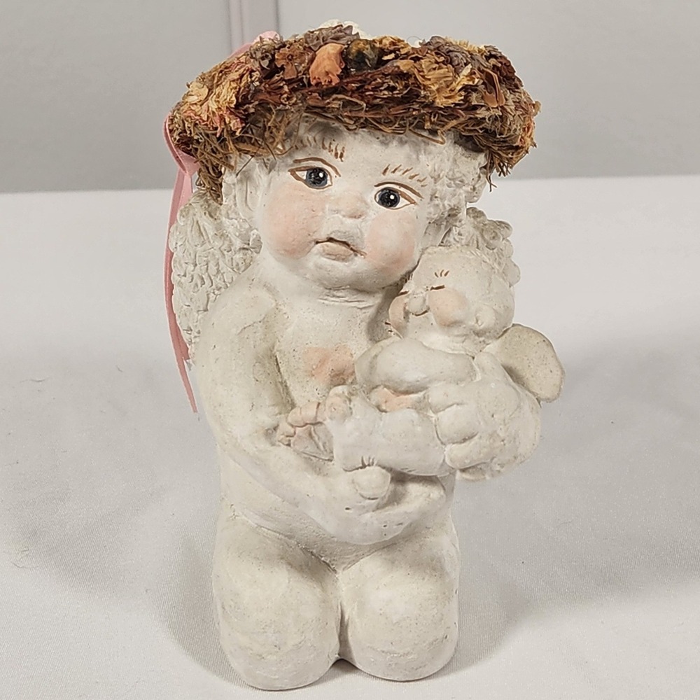 VTG 1993 Dreamsicles "Cherub and Child" Figurine Angel Holding Baby 5" X 3"‎
